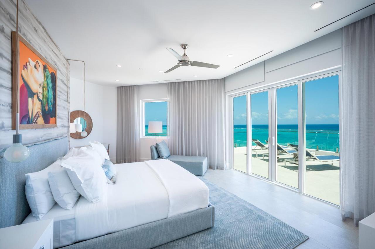 Hotel Point Club Residences