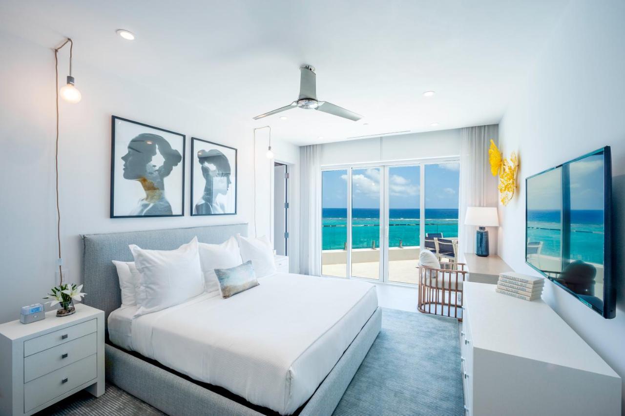 Point Club Residences